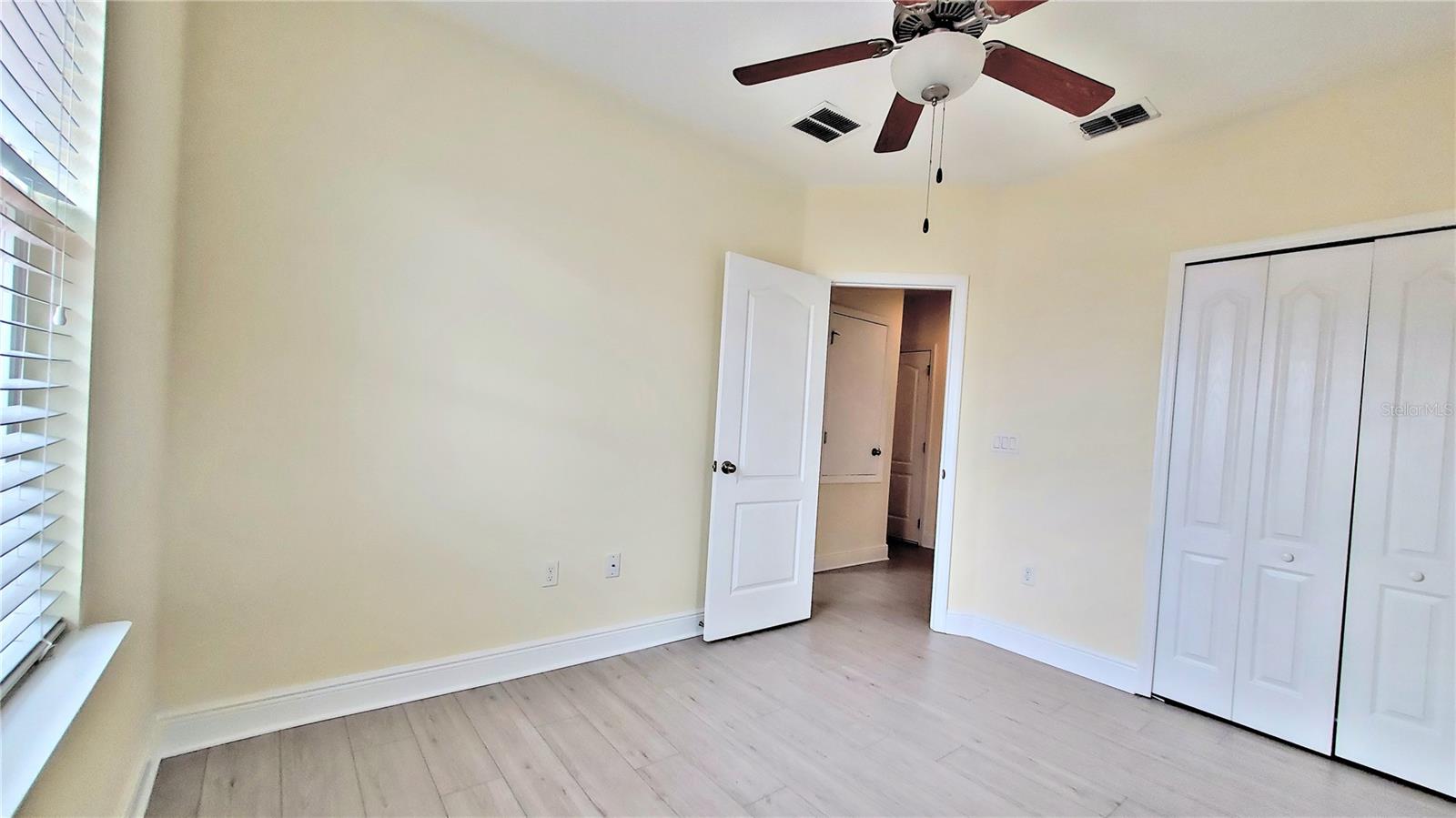 Image 17 of 41 For 3118 Camino Real Drive N