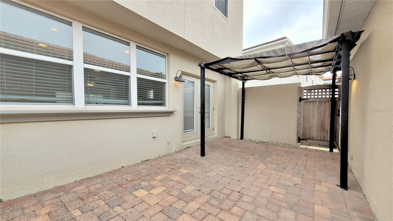 Image 32 of 41 For 3118 Camino Real Drive N