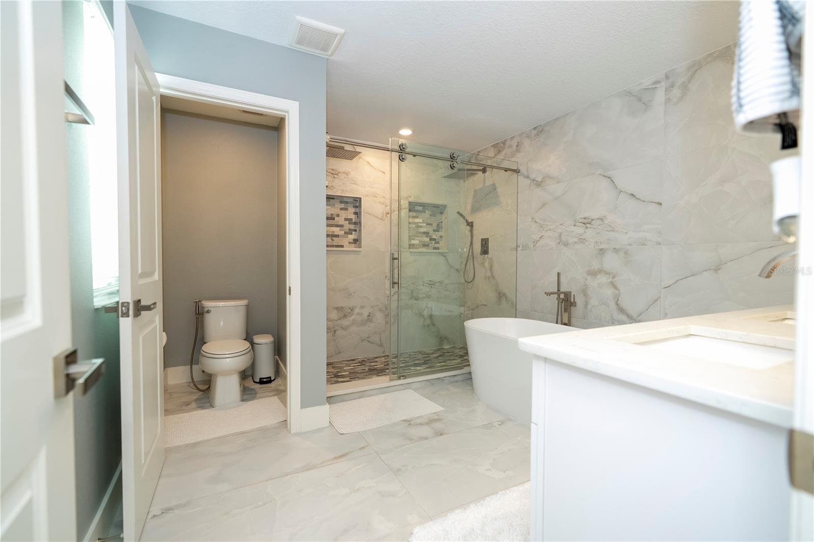 Image 19 of 84 For 2813 Sanctuary Drive