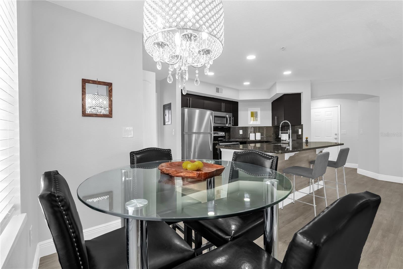 Image 10 of 26 For 7350 Westpointe Boulevard 215
