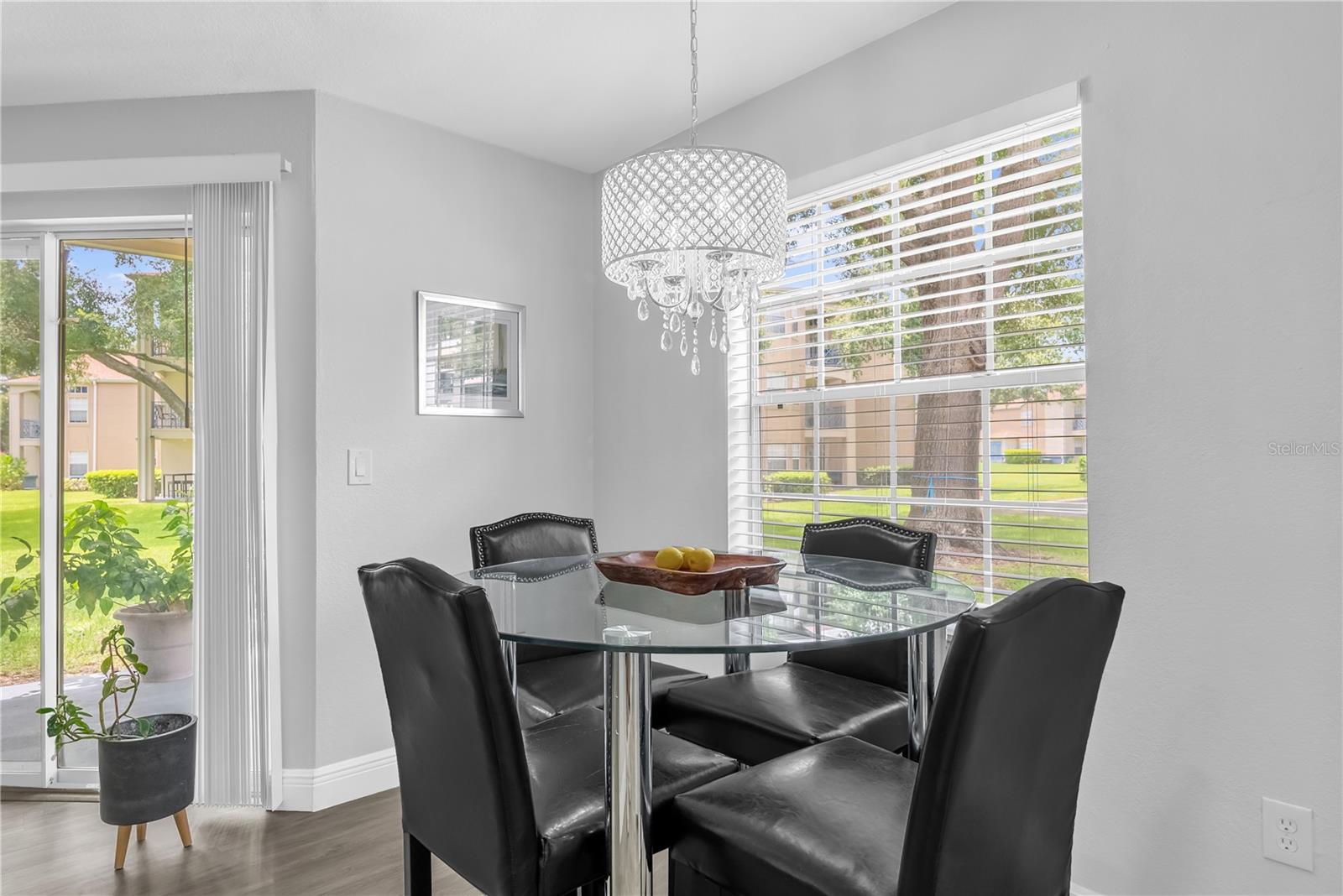 Image 11 of 26 For 7350 Westpointe Boulevard 215
