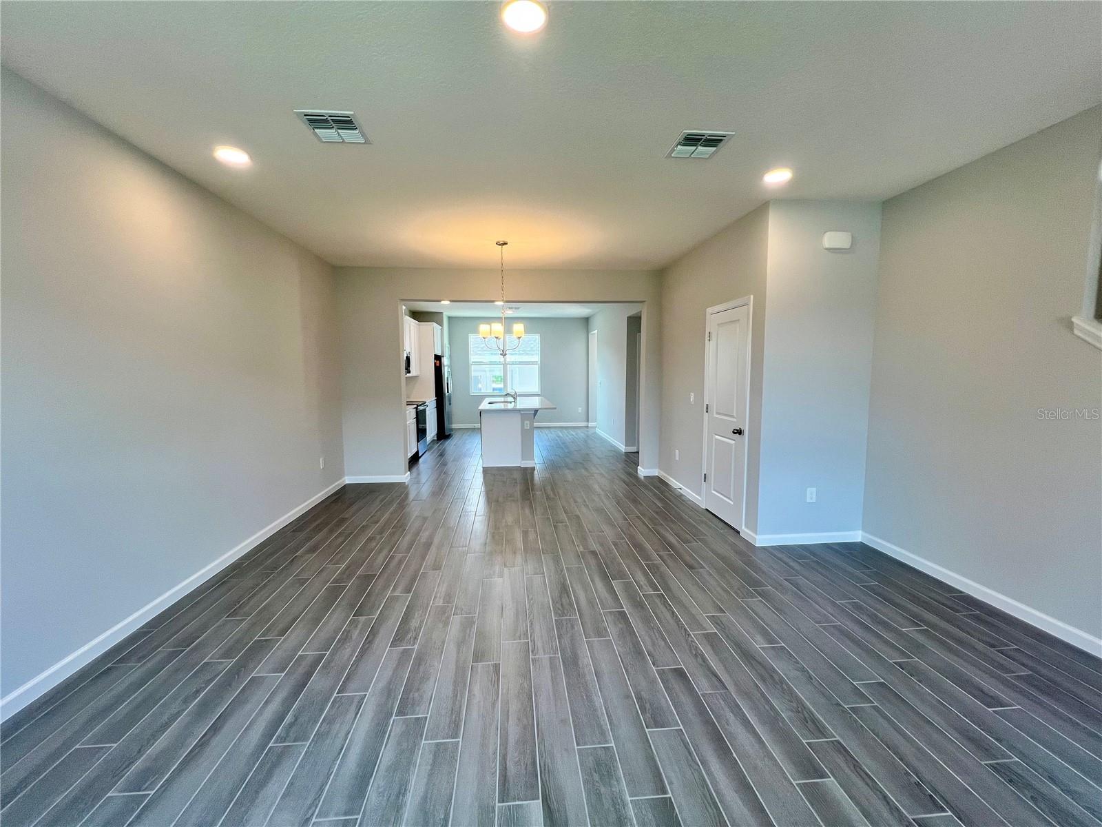 Image 8 of 30 For 15316 Burgtheater Drive