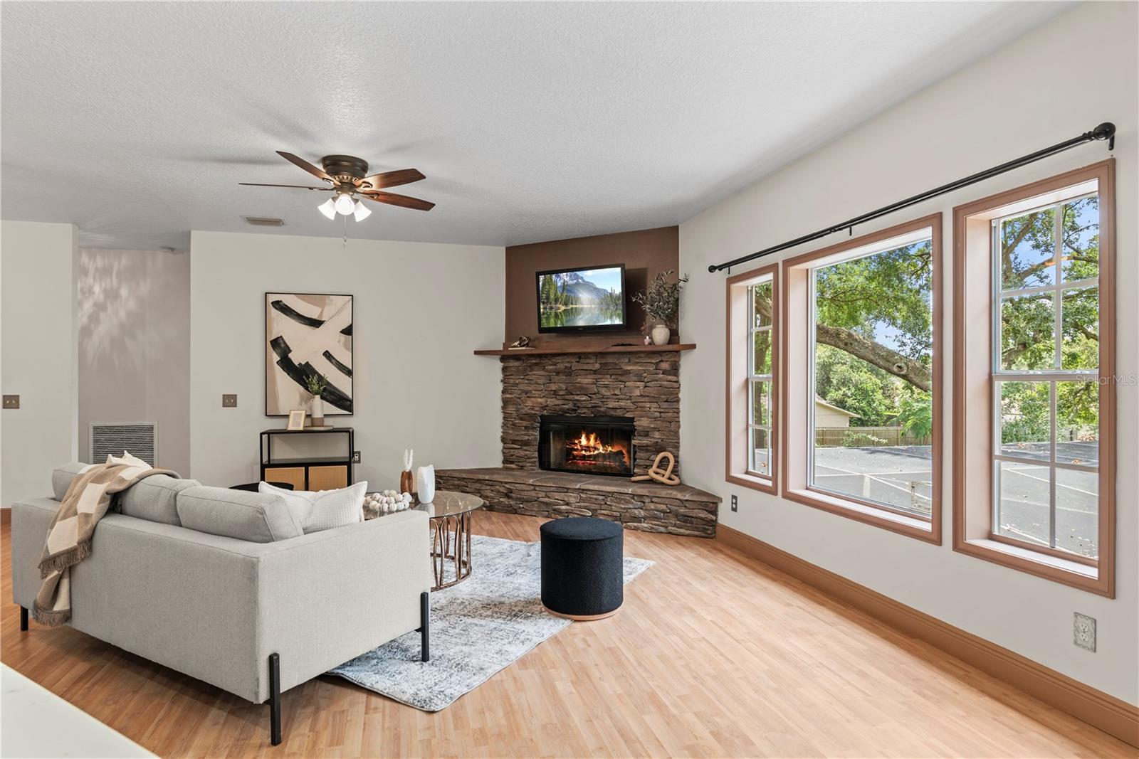 Image 14 of 55 For 230 Prescott Drive