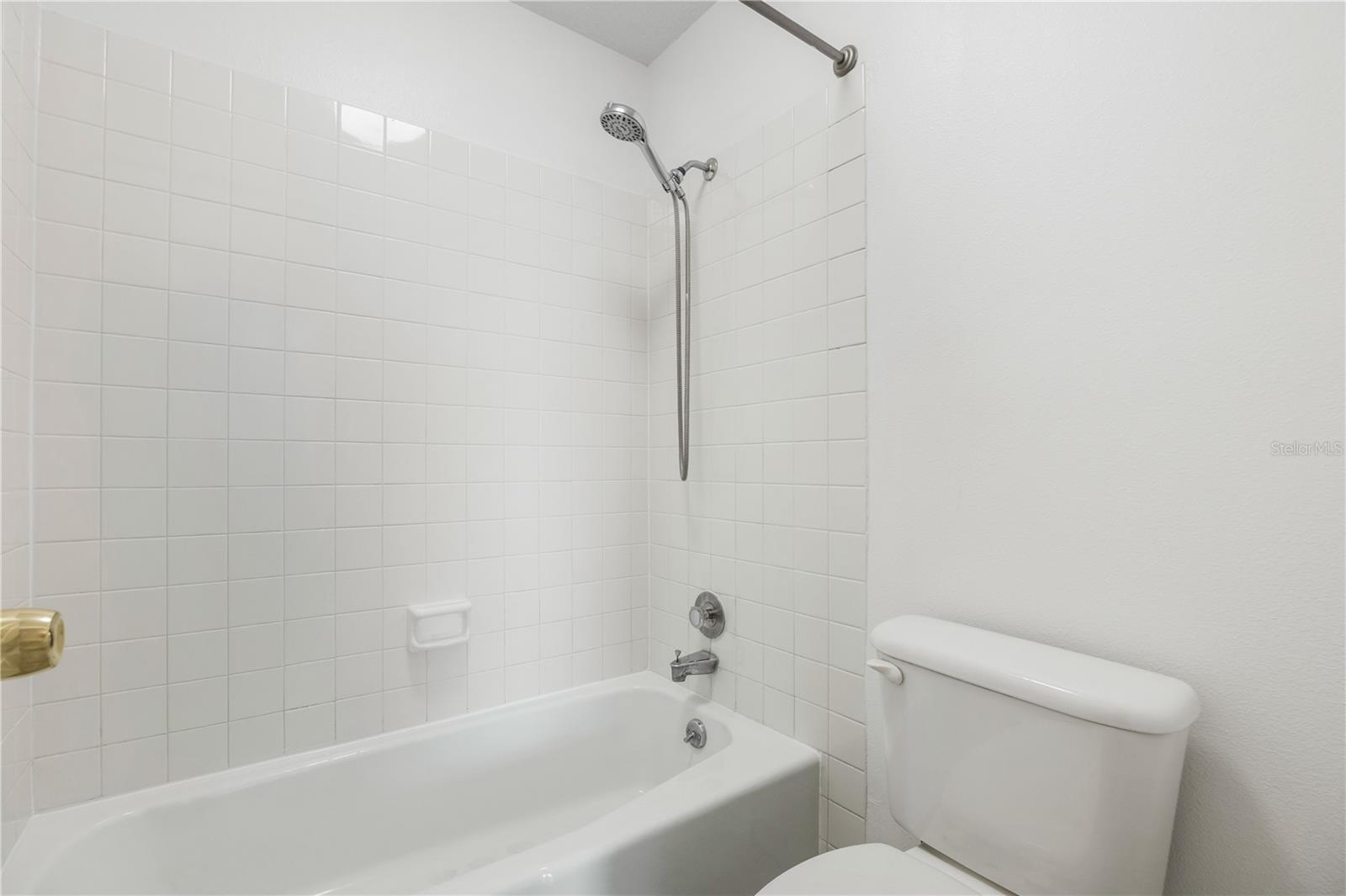 Image 11 of 28 For 1134 Villa Lane 95