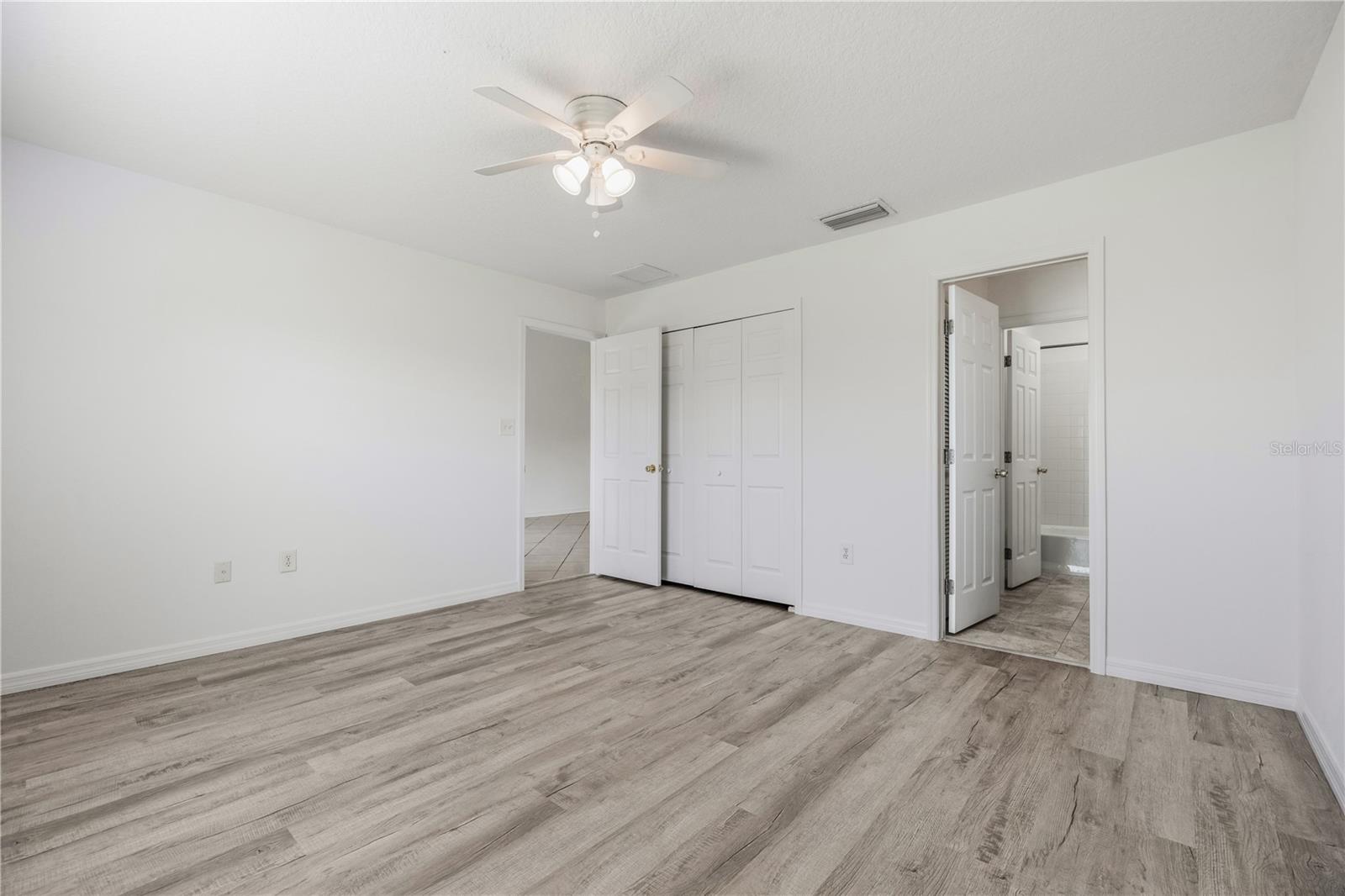 Image 8 of 28 For 1134 Villa Lane 95