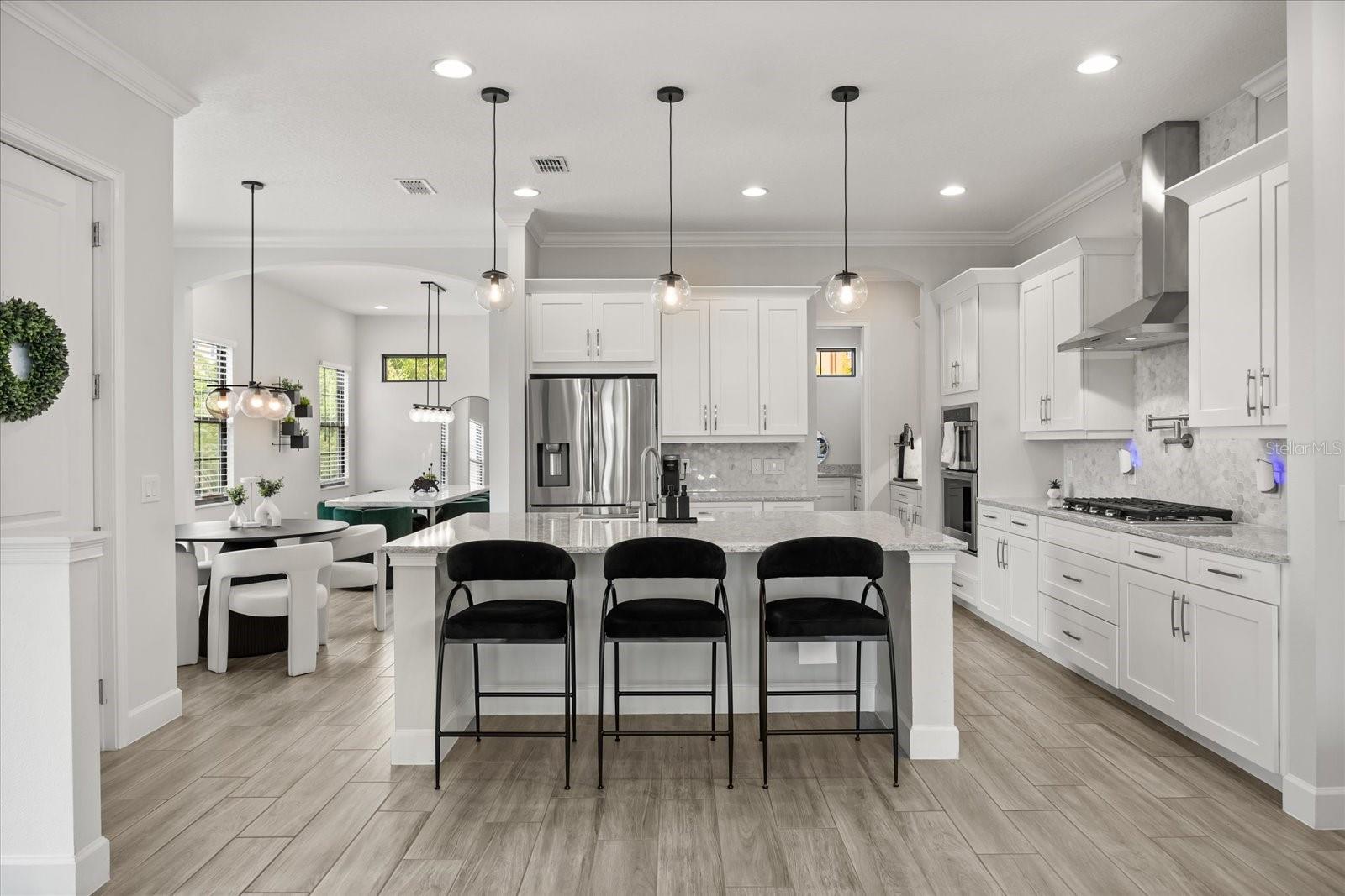 Image 10 of 61 For 7675 Toscana Boulevard