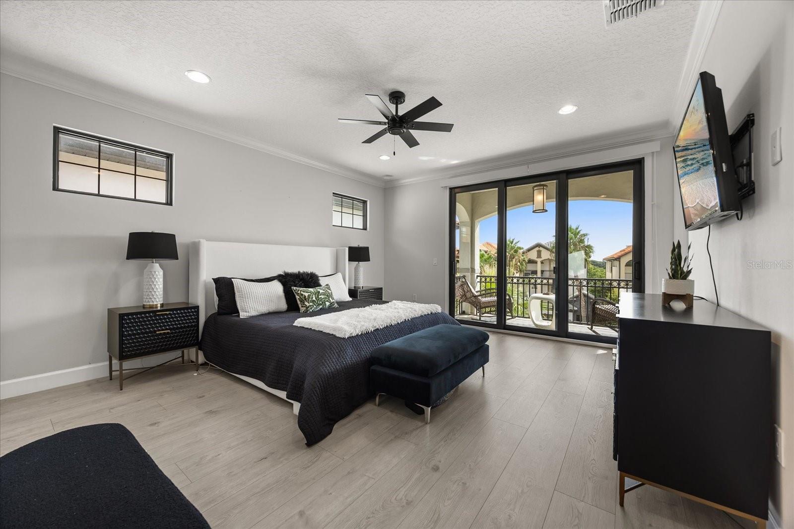 Image 32 of 61 For 7675 Toscana Boulevard