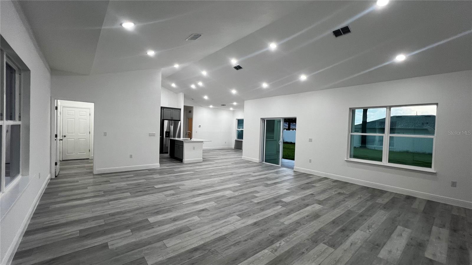 Image 2 of 42 For 14927 63rd Court Road