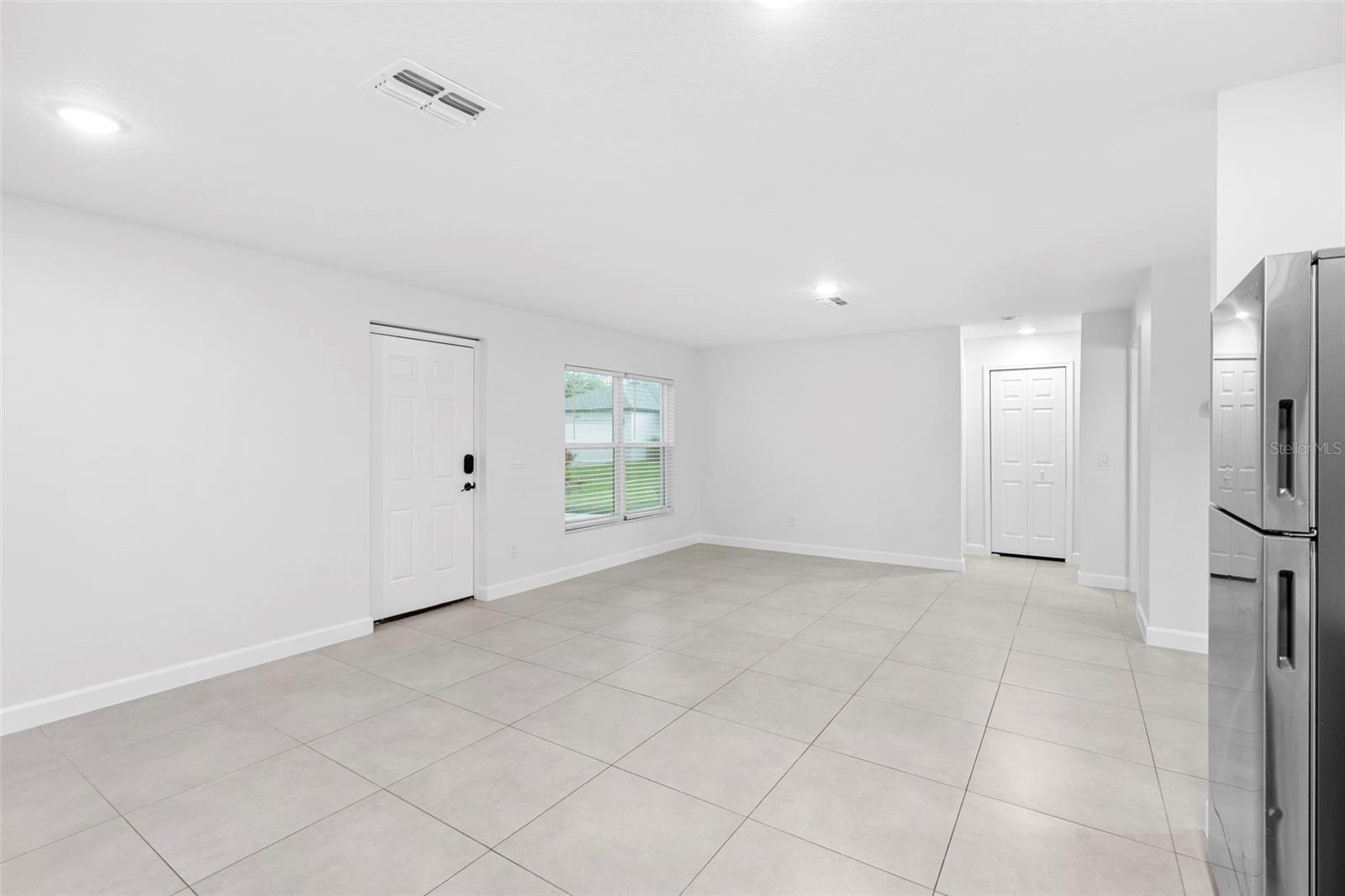 Image 7 of 36 For 845 Kenilworth Court