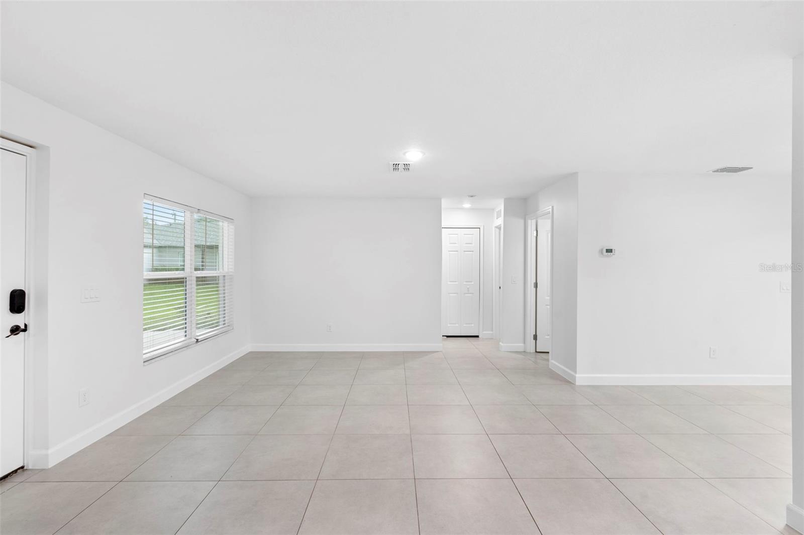 Image 8 of 36 For 845 Kenilworth Court