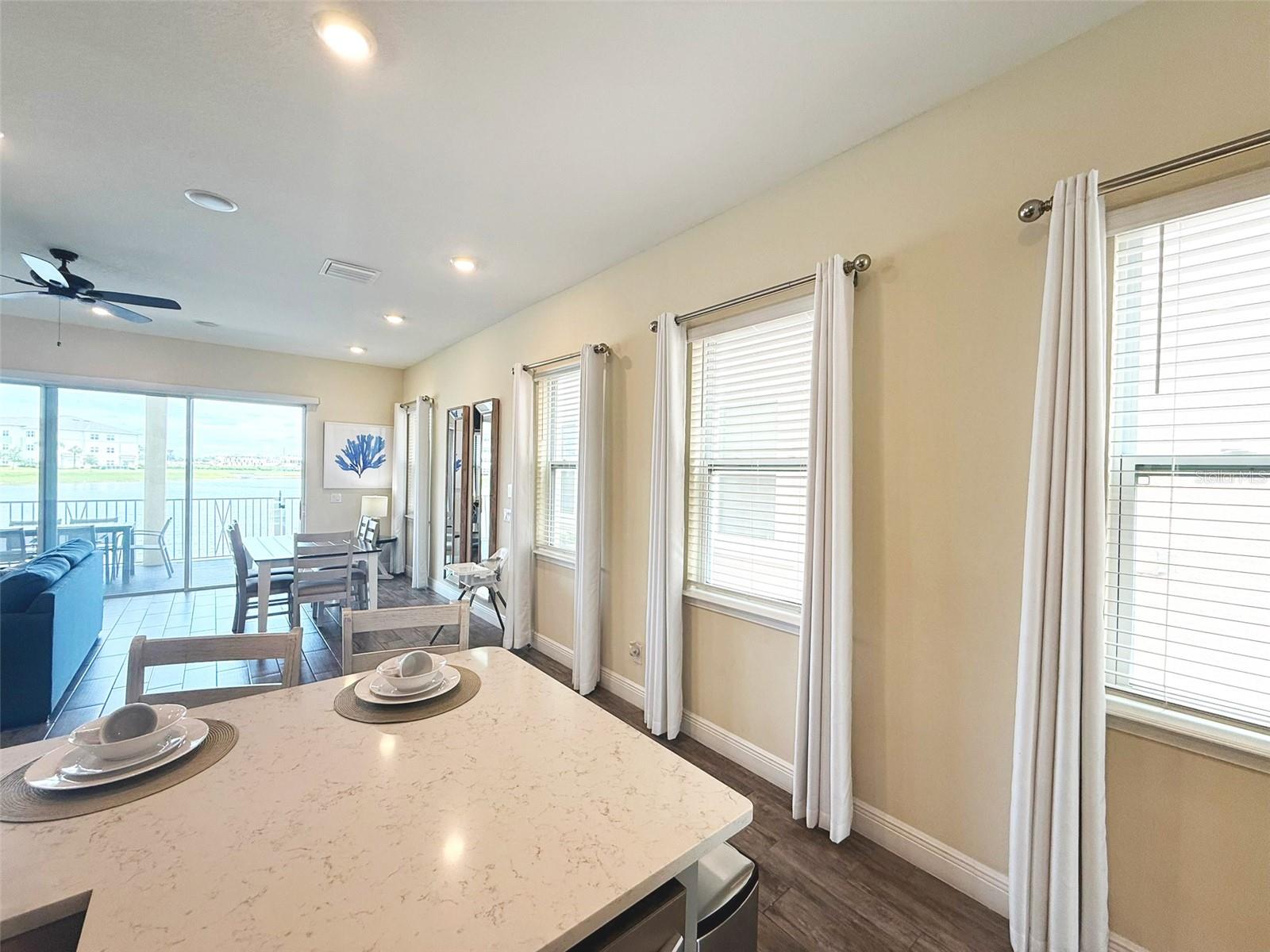 Image 13 of 75 For 8121 Surf Street