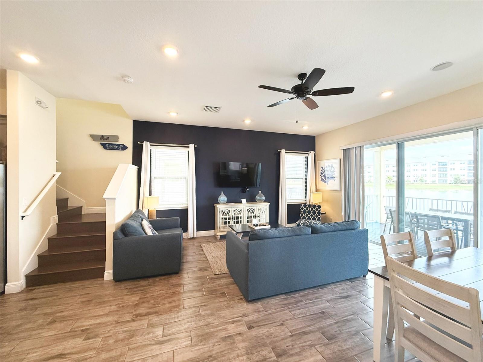 Image 3 of 75 For 8121 Surf Street