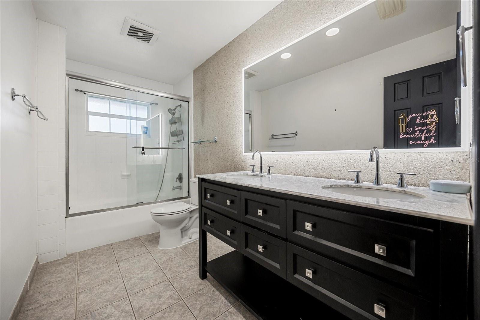 Image 15 of 78 For 201 Sweetwater Cove Boulevard