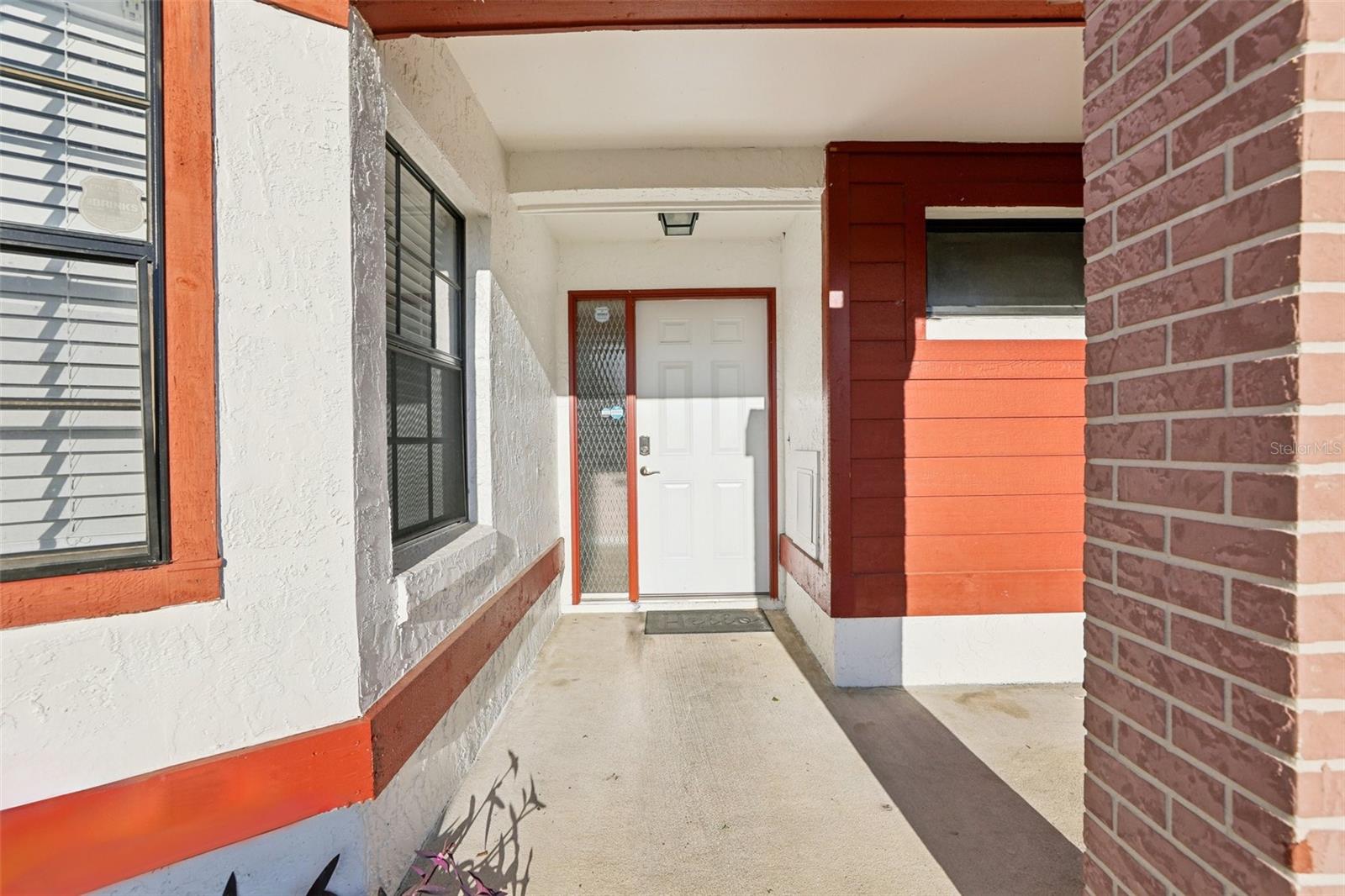 Image 21 of 51 For 118 Pinewood Circle