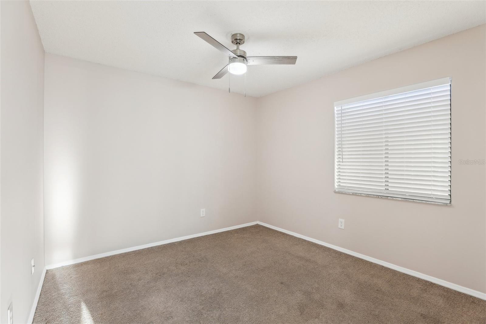 Image 31 of 51 For 118 Pinewood Circle