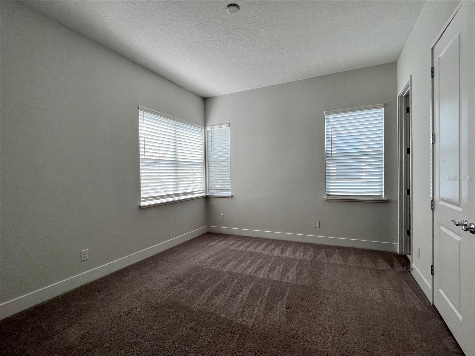 Image 11 of 58 For 8255 Nemours Parkway