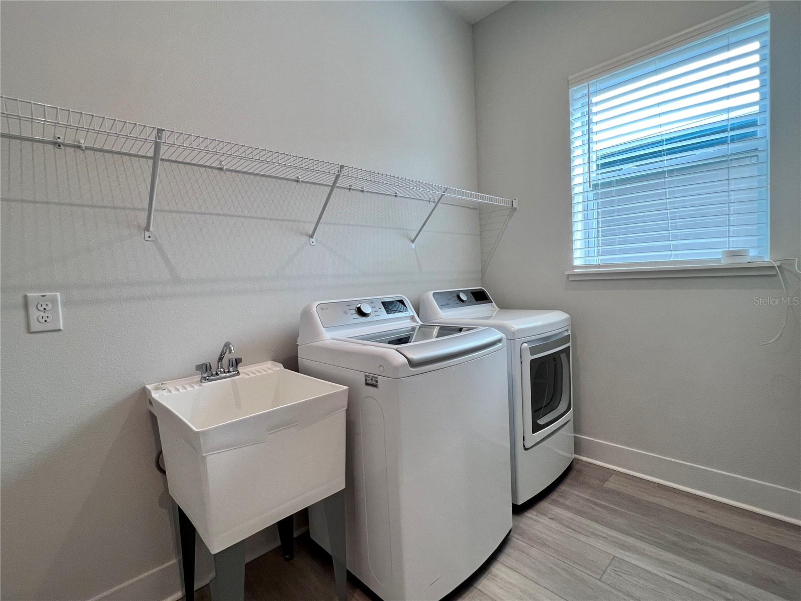 Image 22 of 58 For 8255 Nemours Parkway