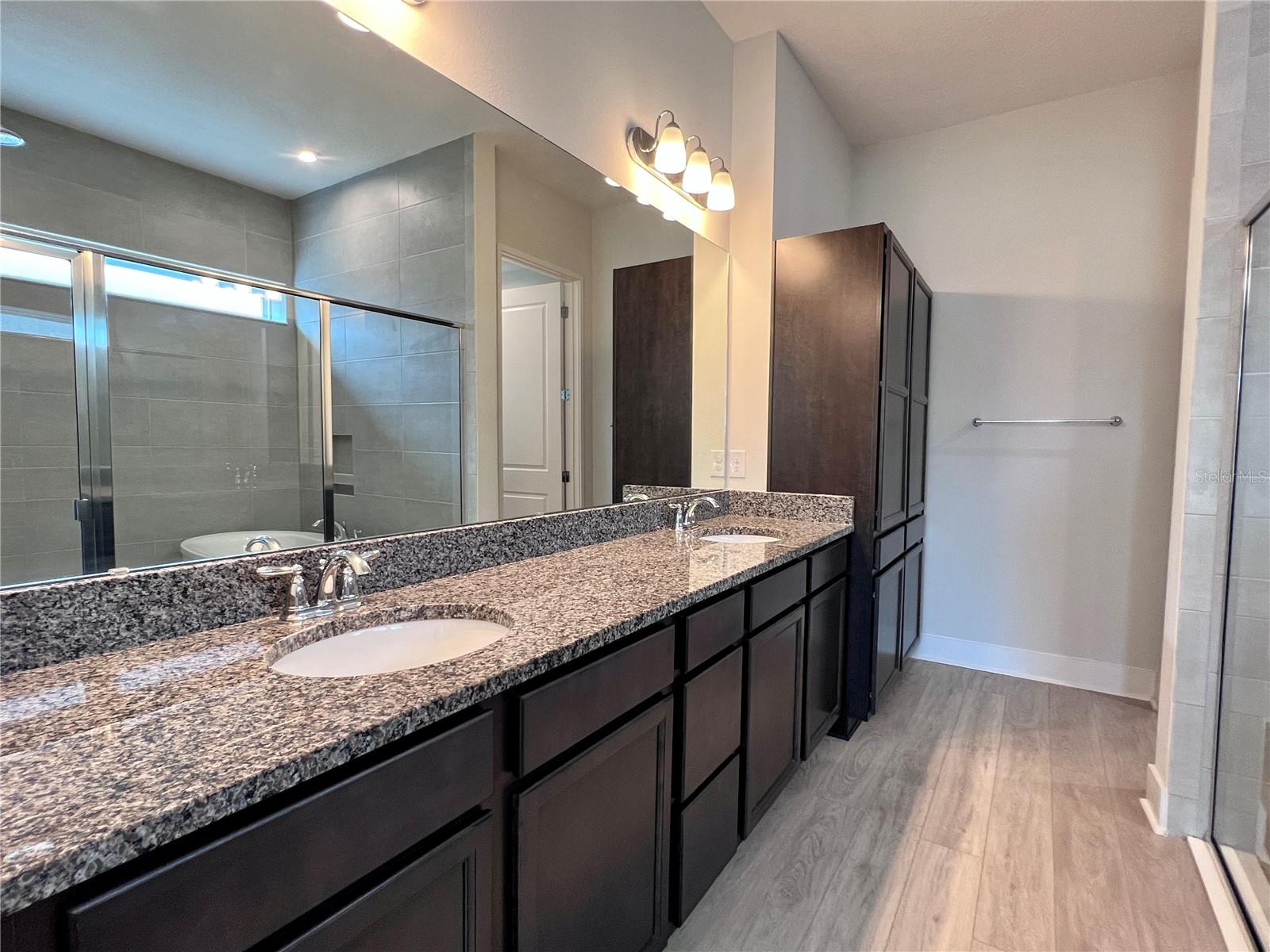 Image 27 of 58 For 8255 Nemours Parkway