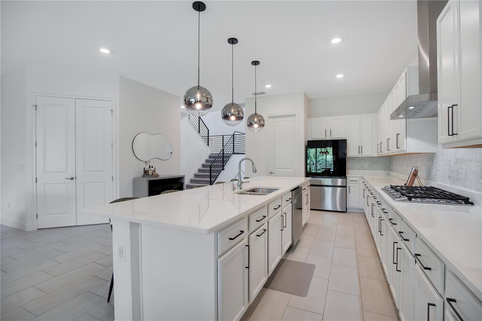 Image 10 of 54 For 14189 Larkspur Lake Drive