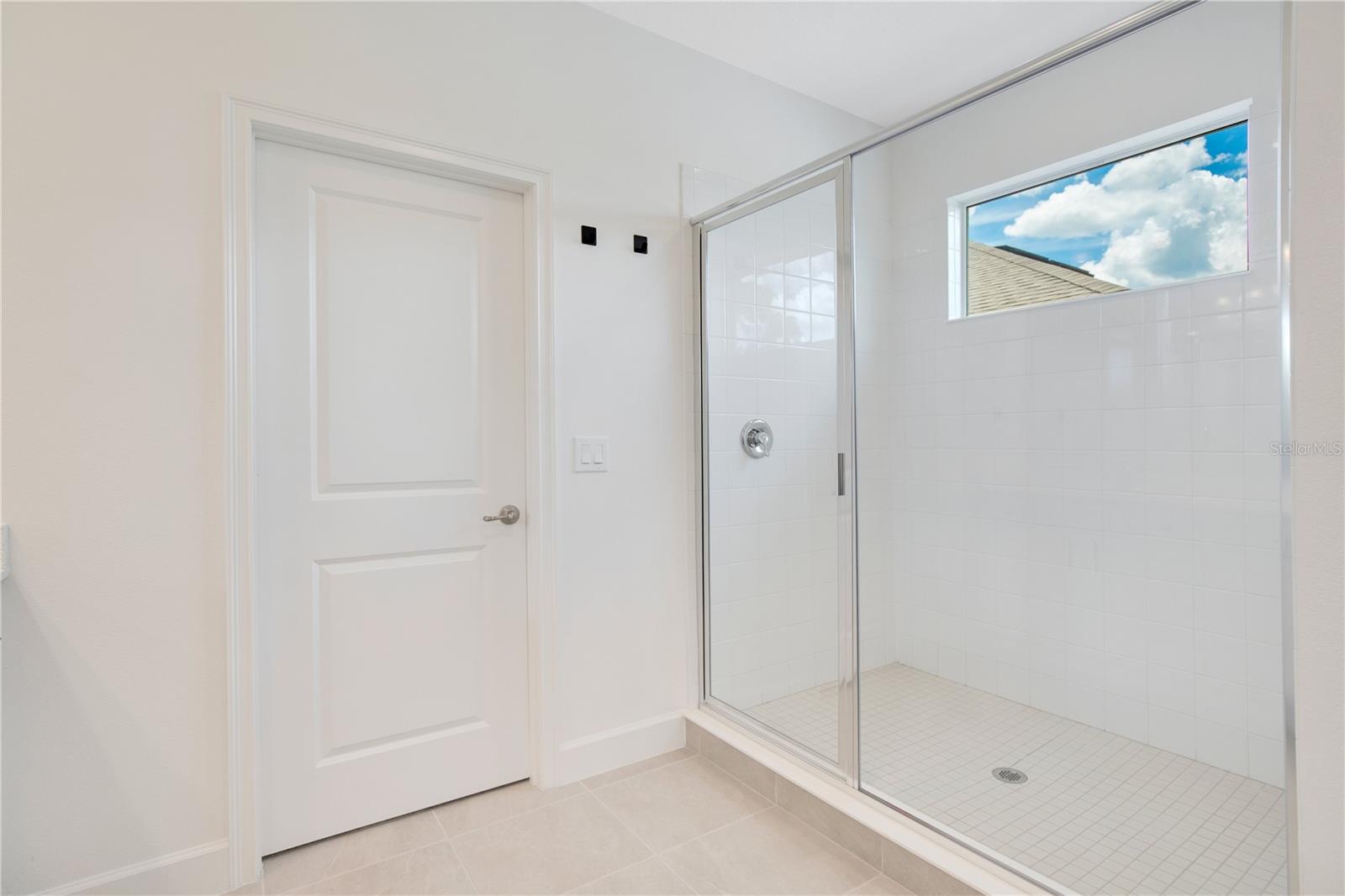 Image 31 of 54 For 14189 Larkspur Lake Drive