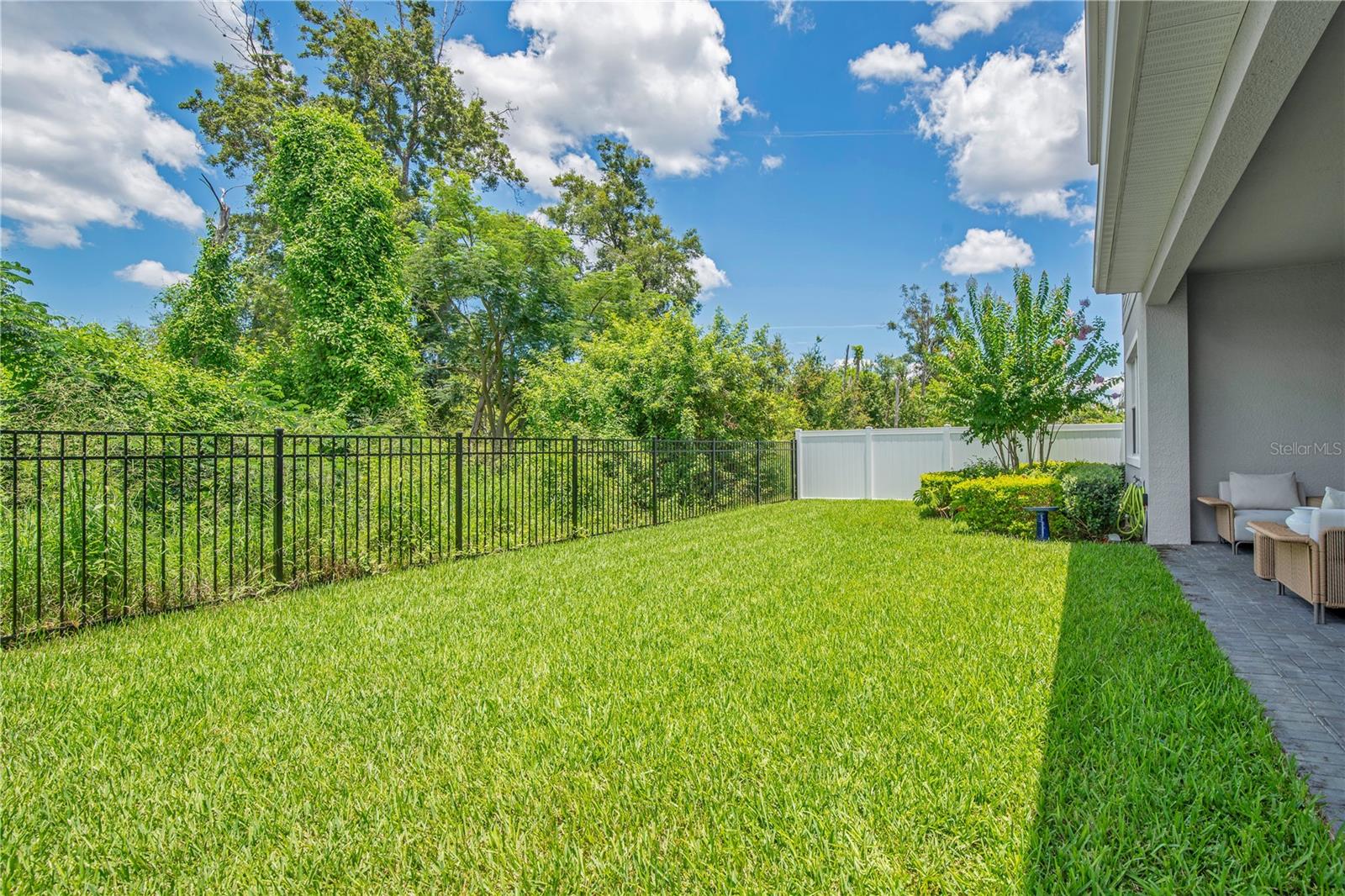 Image 45 of 54 For 14189 Larkspur Lake Drive