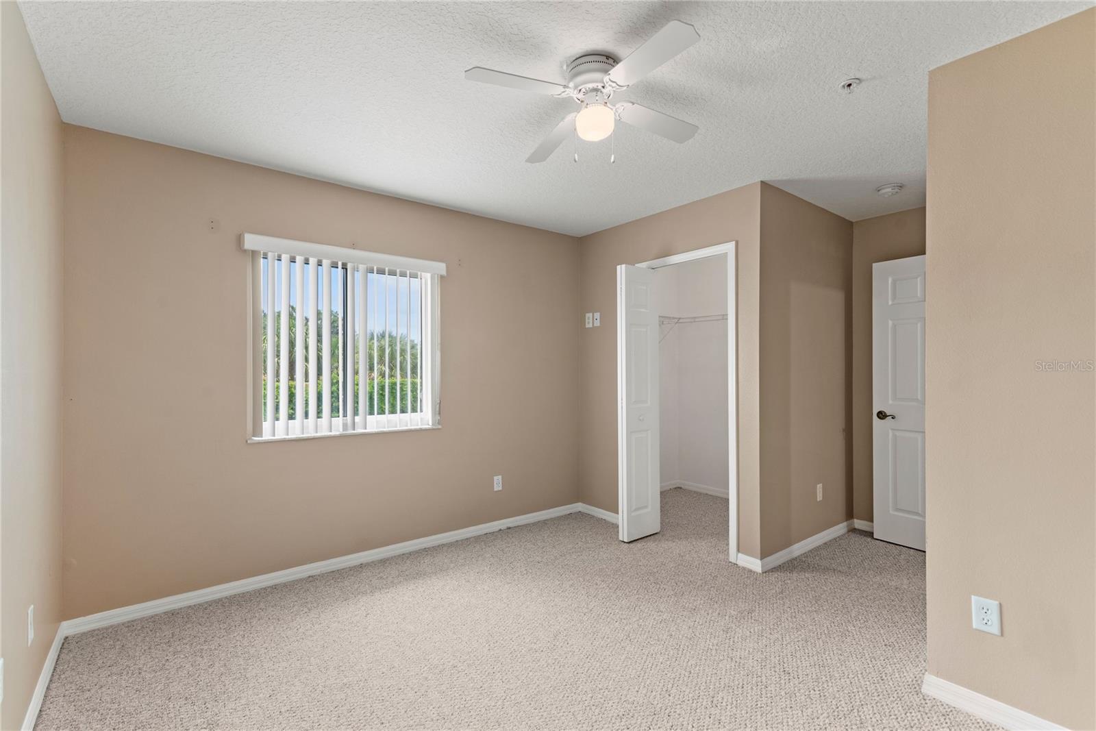 Image 17 of 28 For 987 Butterfly Boulevard