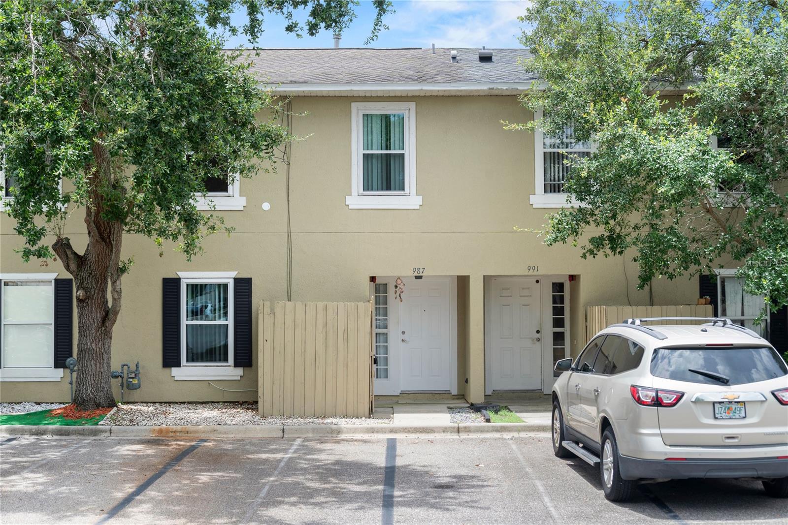 Image 2 of 28 For 987 Butterfly Boulevard