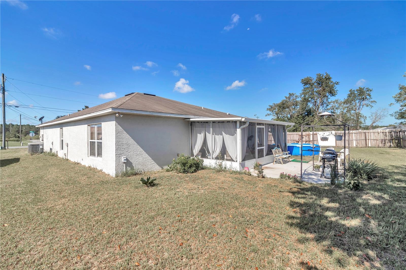 Image 29 of 30 For 153 Juniper Run