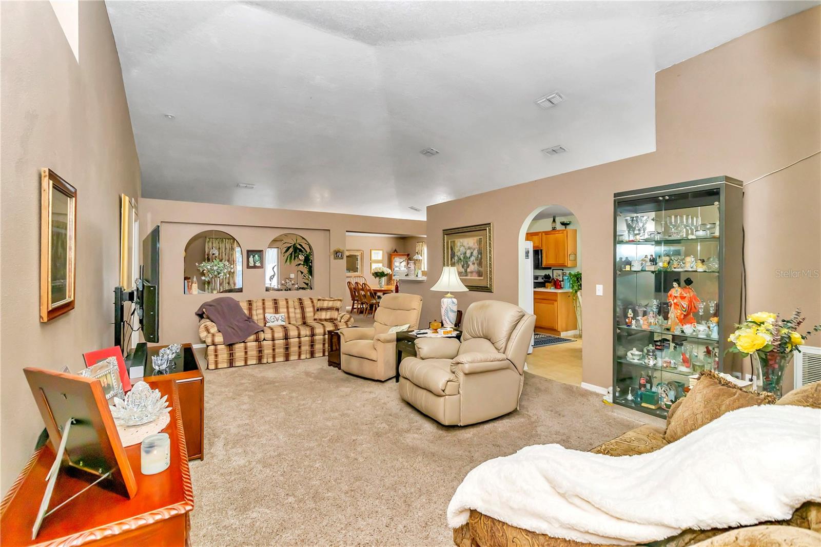 Image 9 of 30 For 153 Juniper Run