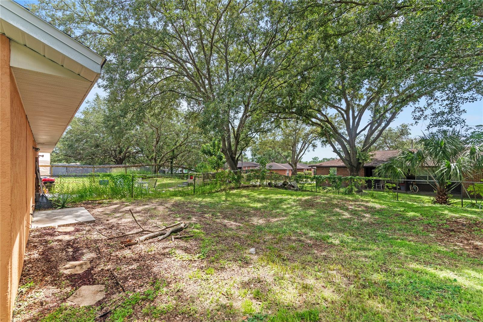 Image 22 of 25 For 1022 Disston Avenue