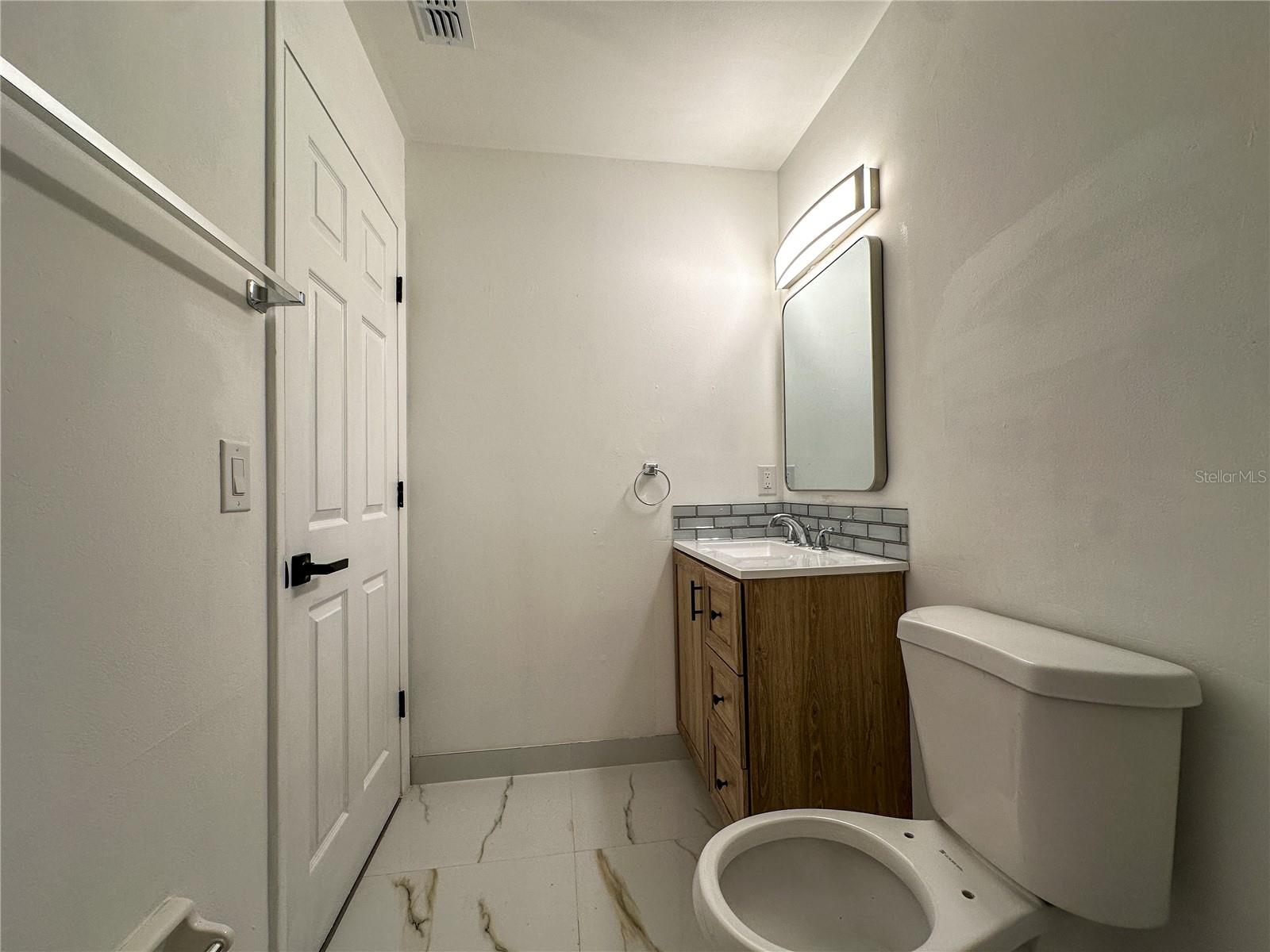 Image 12 of 24 For 1060 Mariposa Drive Ne