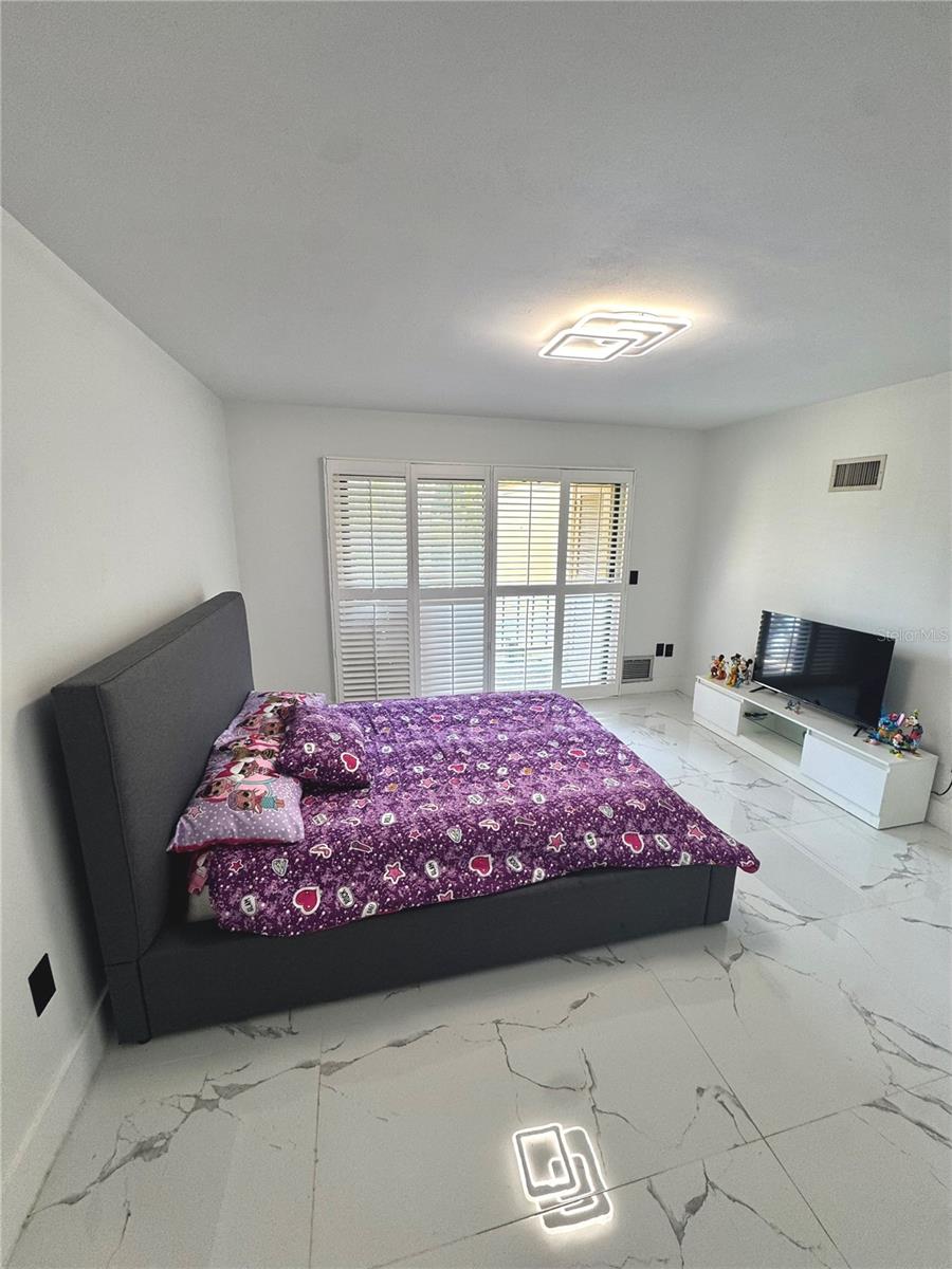 Image 36 of 51 For 6258 Masters Boulevard C204