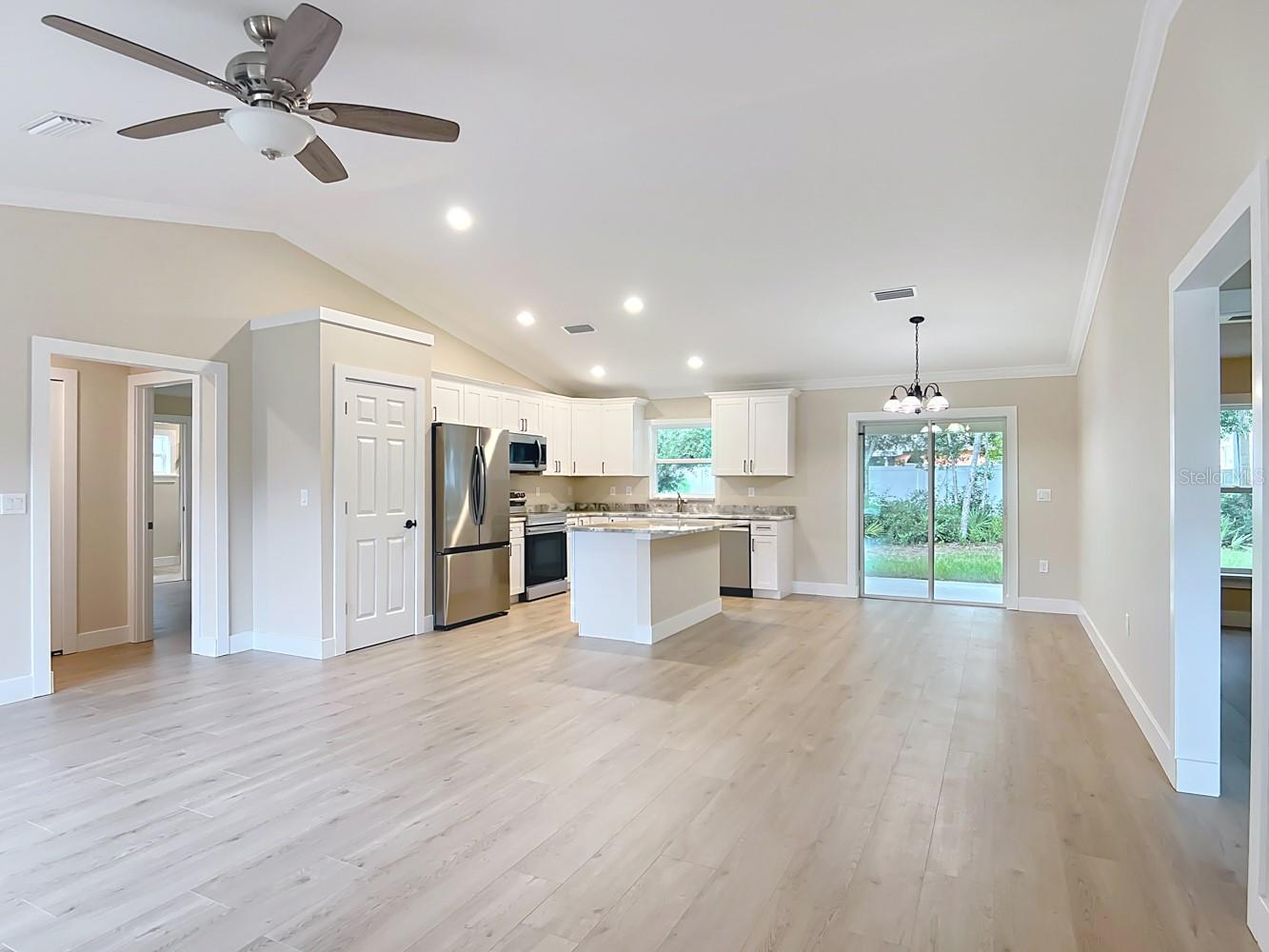 Image 12 of 32 For 13350 38th Court