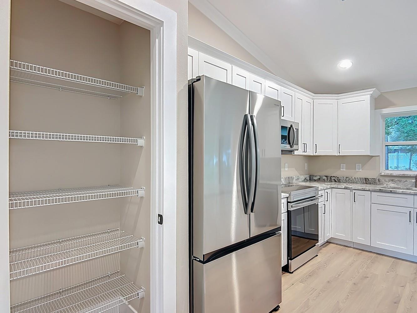 Image 18 of 32 For 13350 38th Court