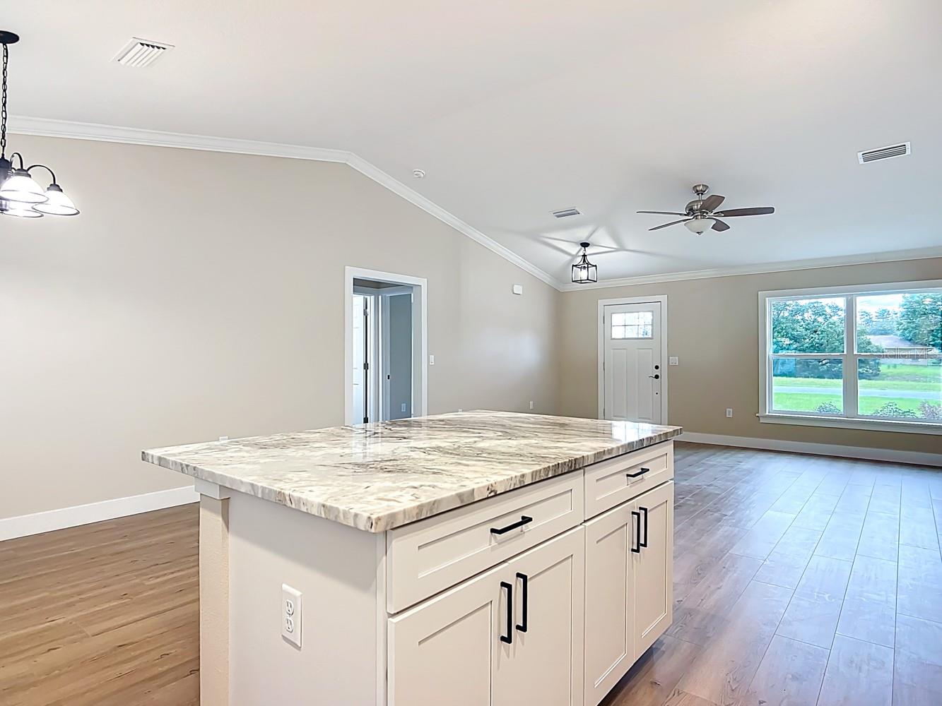 Image 21 of 32 For 13350 38th Court