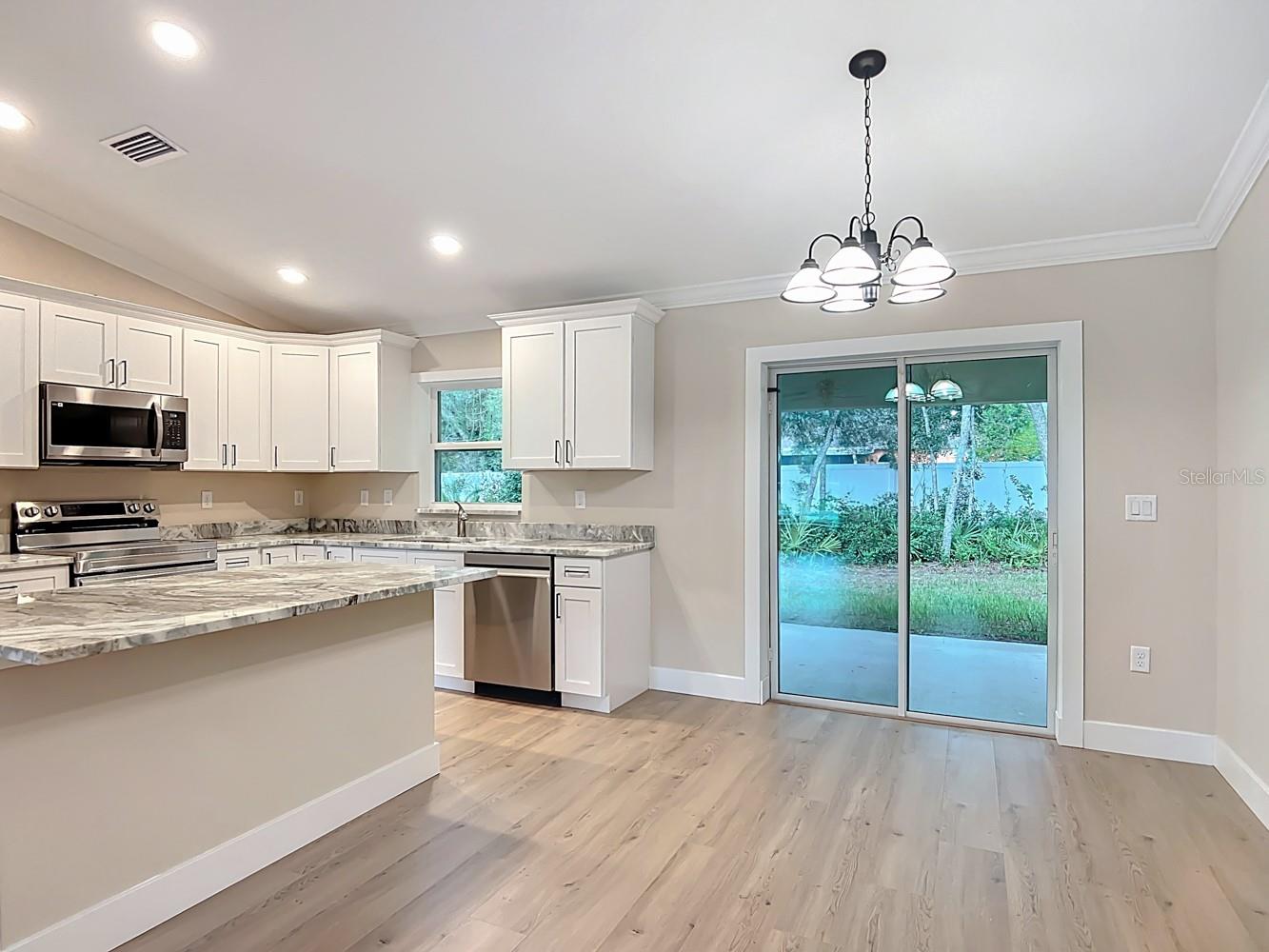 Image 23 of 32 For 13350 38th Court