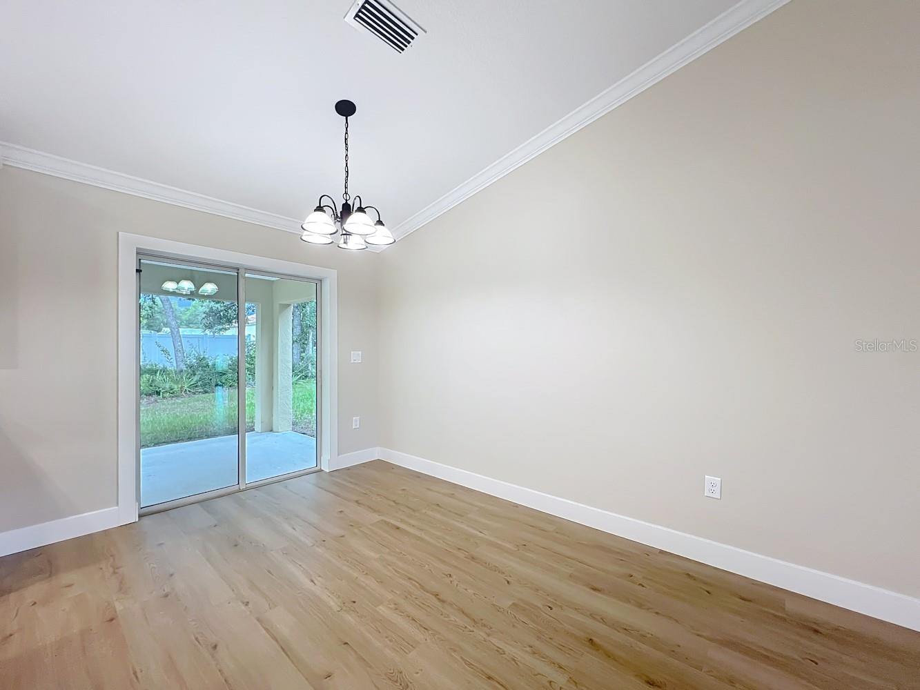 Image 26 of 32 For 13350 38th Court