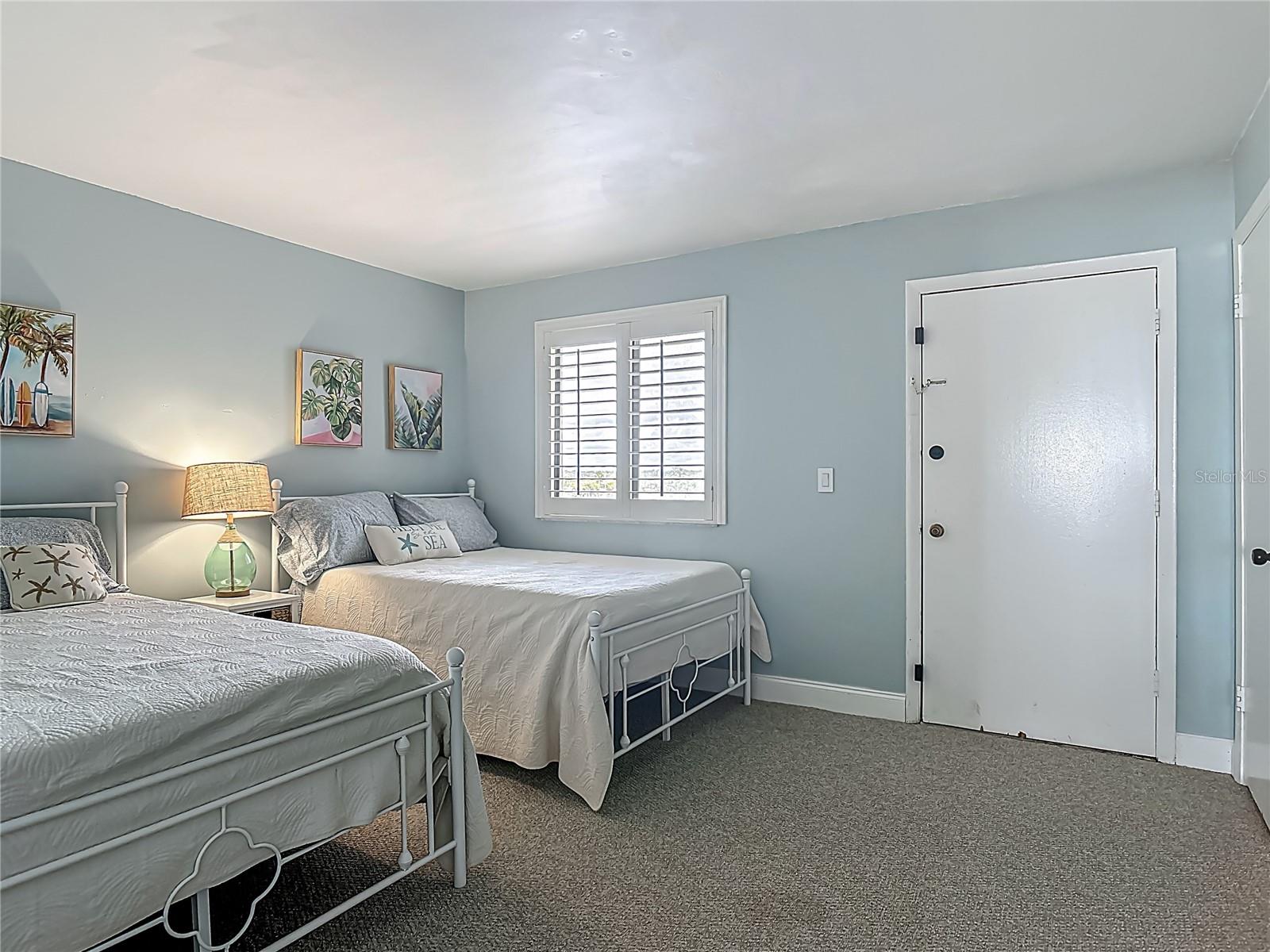 Image 25 of 42 For 3500 Ocean Shore Boulevard 214