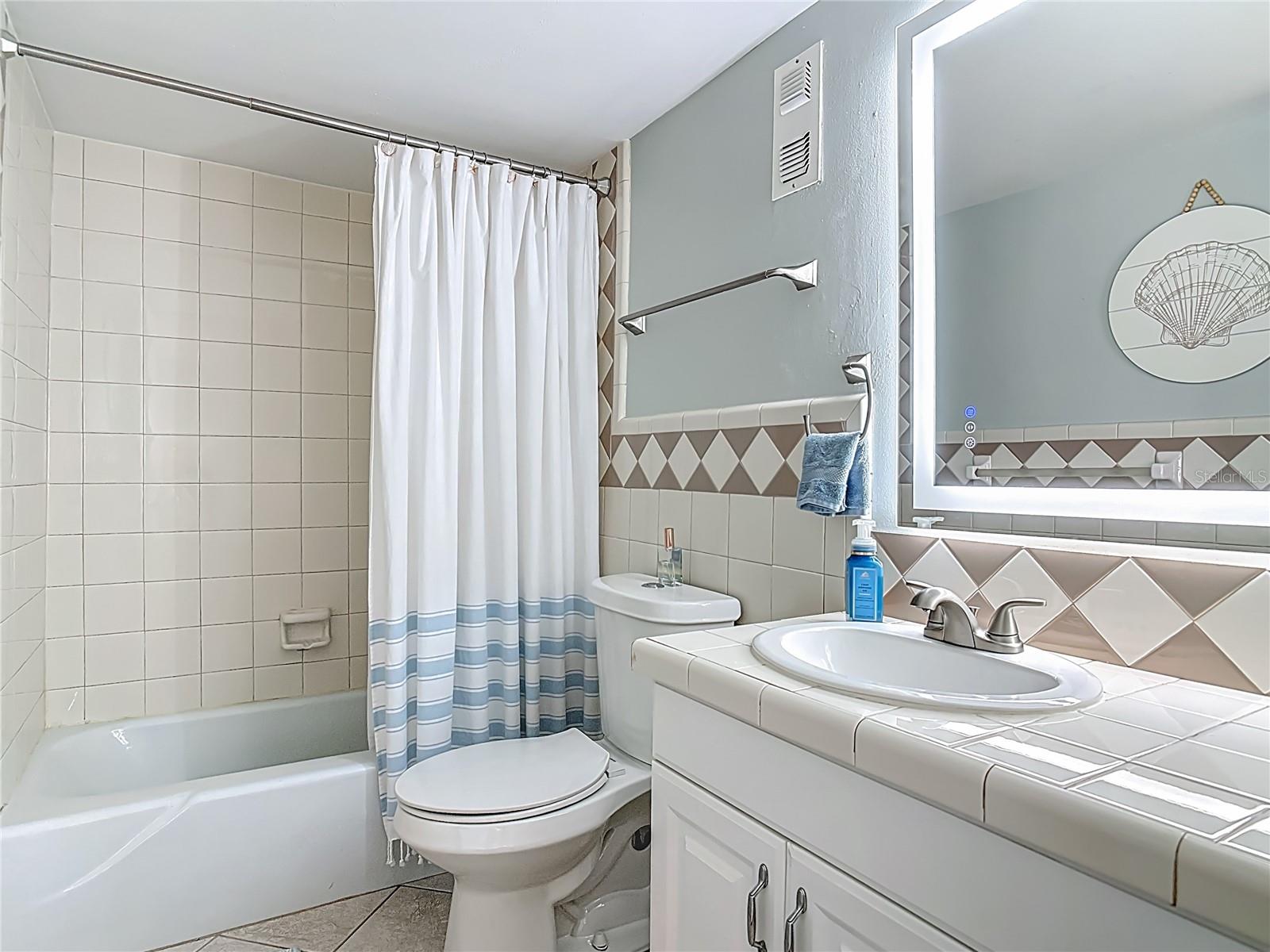 Image 33 of 42 For 3500 Ocean Shore Boulevard 214