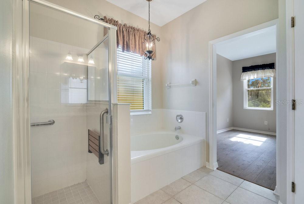 Image 19 of 37 For 274 Wekiva Pointe Circle