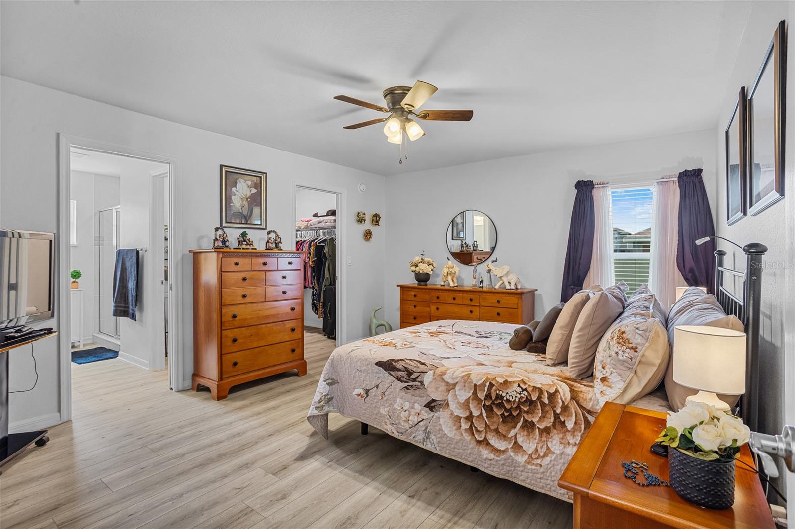 Image 17 of 35 For 3307 Costello Circle