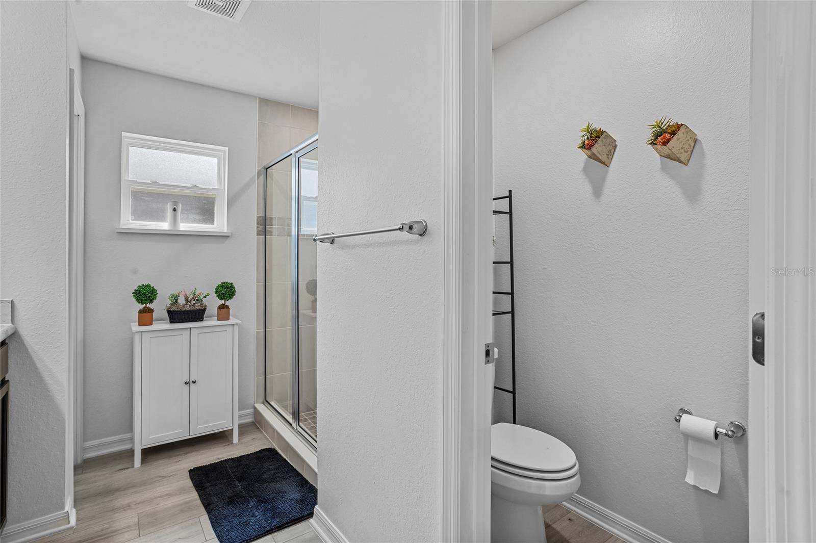 Image 22 of 35 For 3307 Costello Circle