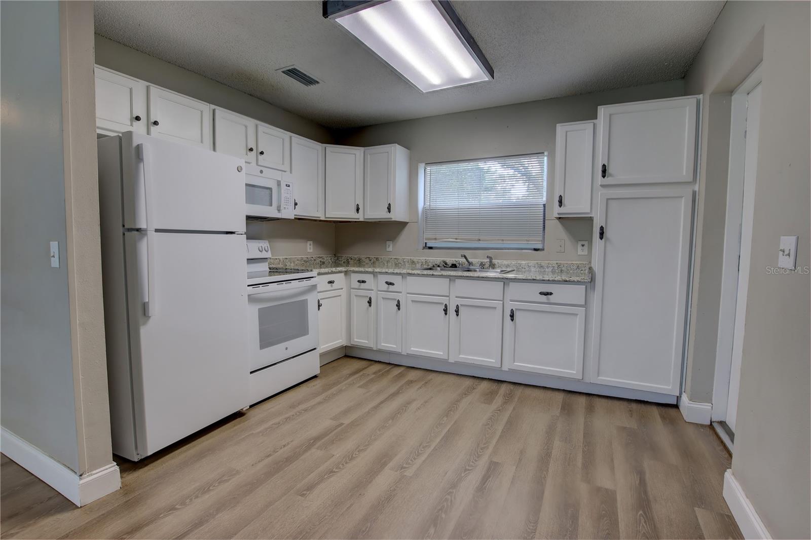 Image 8 of 18 For 2312 Calloway Drive