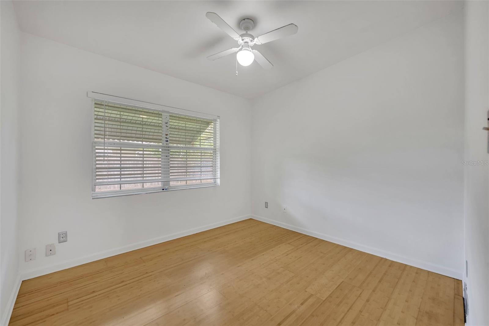 Image 19 of 26 For 1025 Dunraven Drive