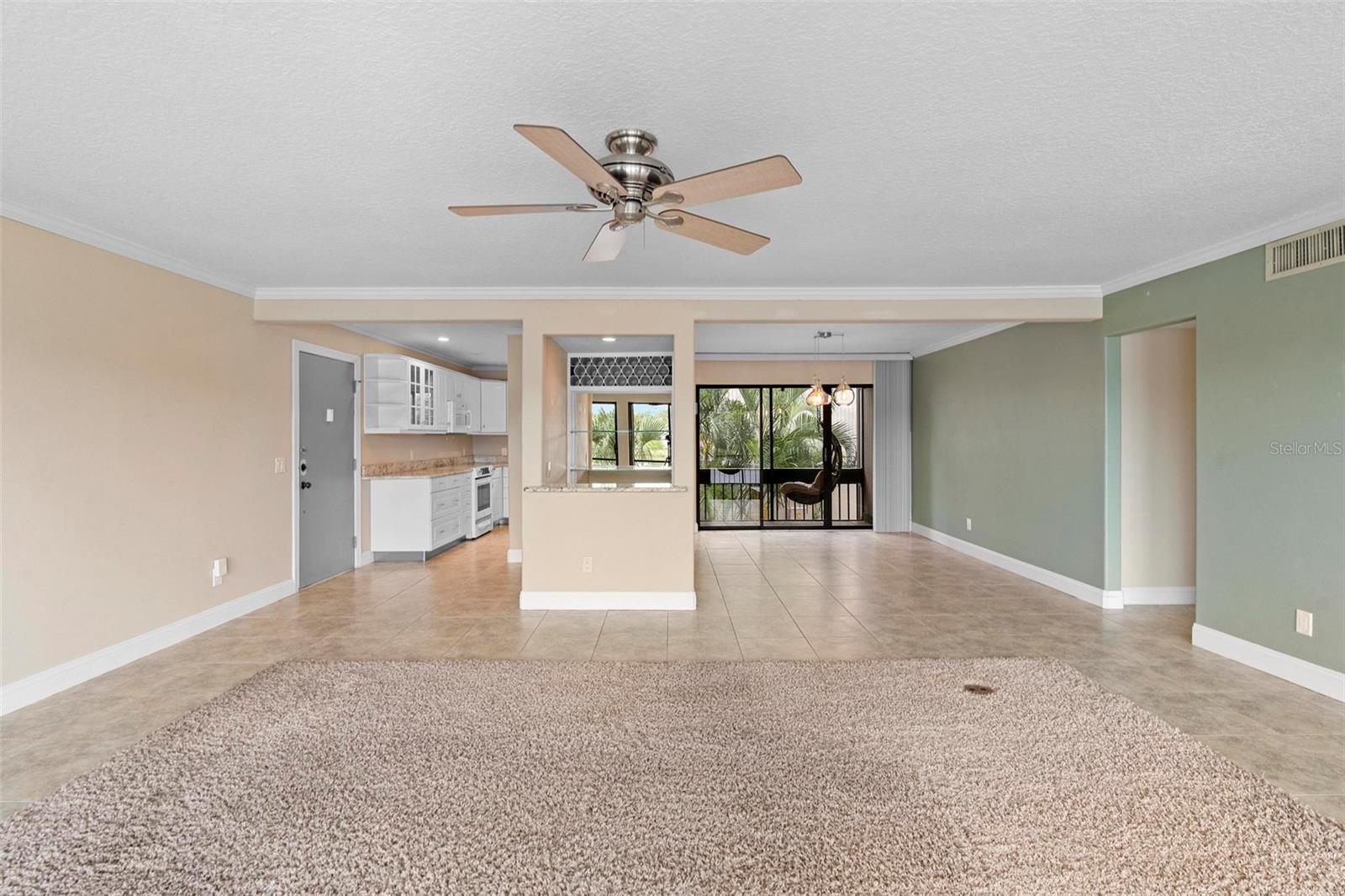Image 15 of 32 For 652 Lake Villas Drive D