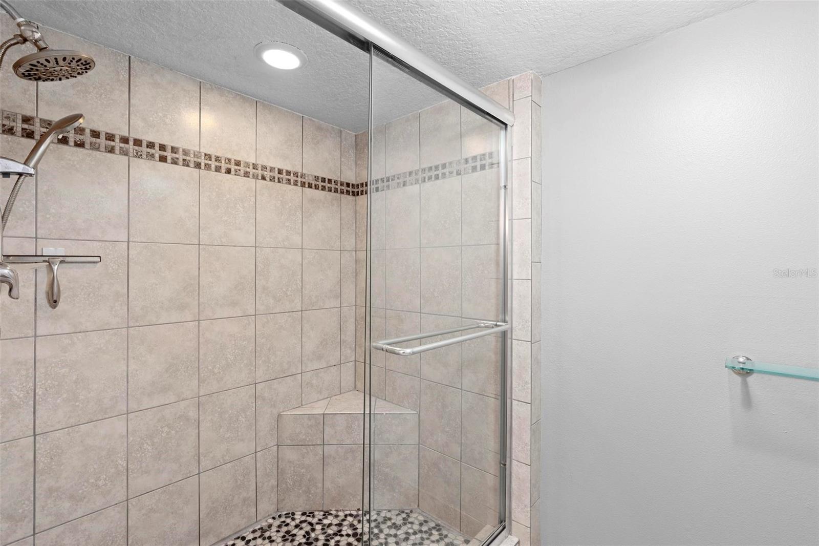 Image 18 of 32 For 652 Lake Villas Drive D