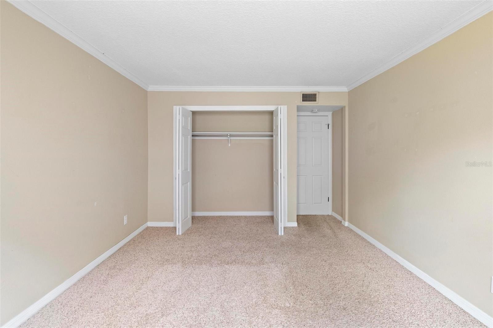 Image 25 of 32 For 652 Lake Villas Drive D