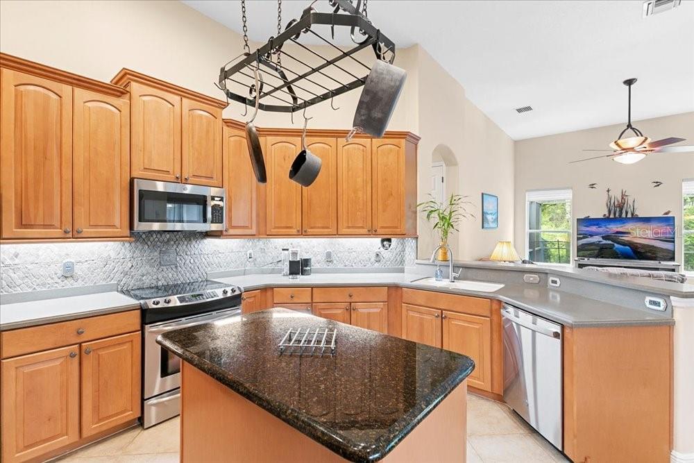 Image 16 of 69 For 4080 Safflower Terrace