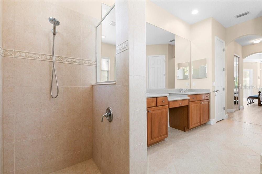 Image 39 of 69 For 4080 Safflower Terrace
