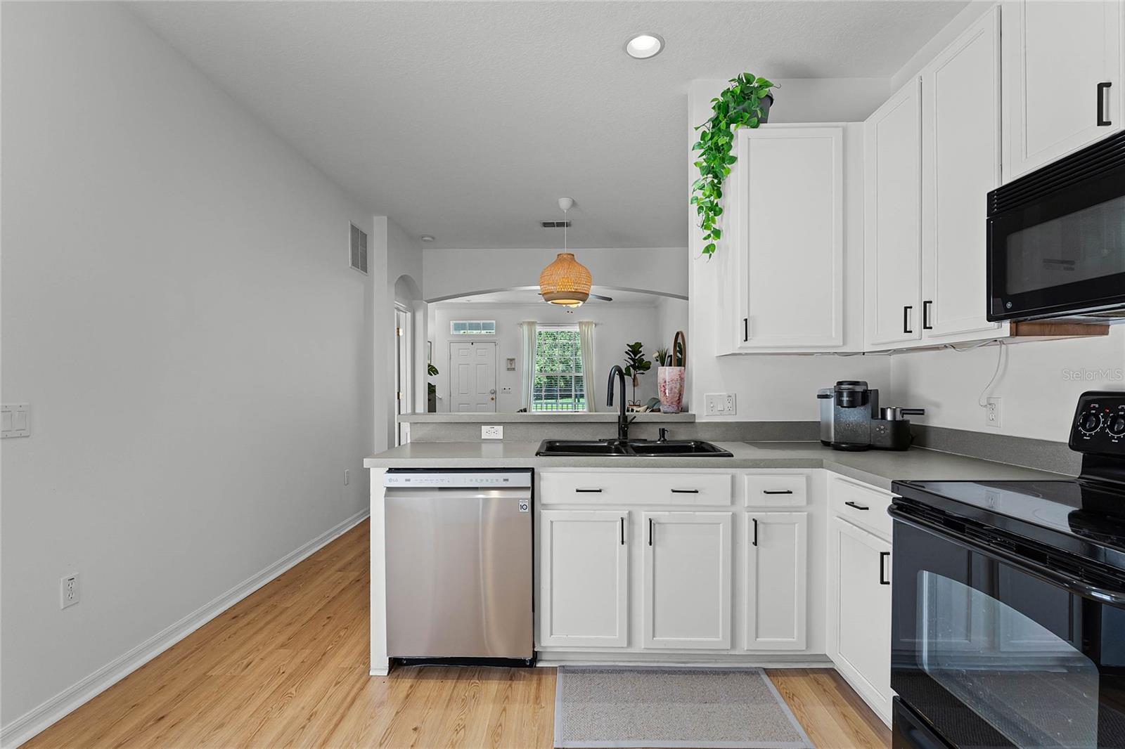 Image 17 of 60 For 14466 Bridgewater Crossings Boulevard